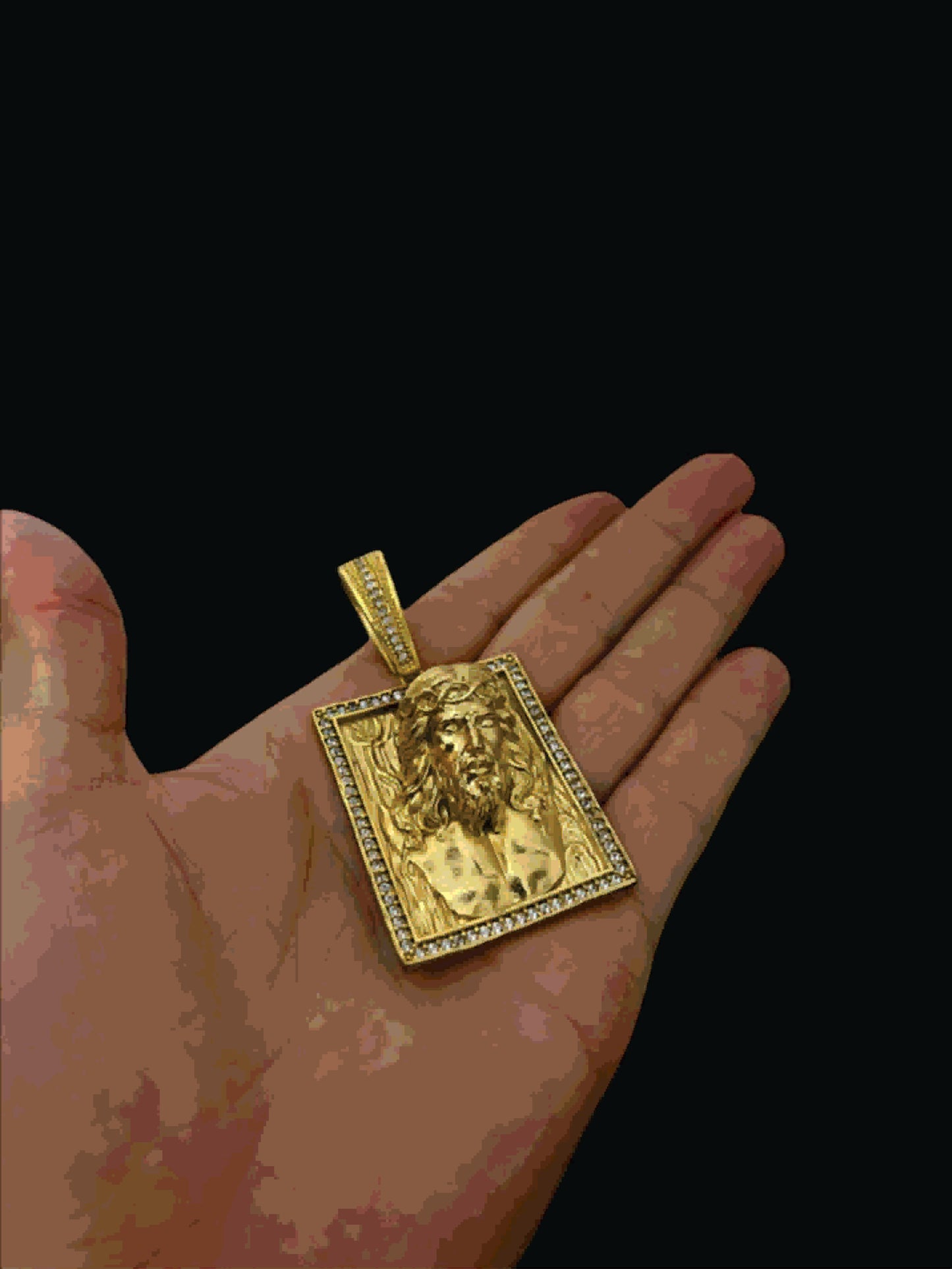 PINGENTE ROSTO DE CRISTO GG - BANHADO A OURO 18K